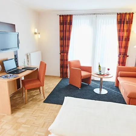 Отель & Restaurant Poetter Эмсдеттен